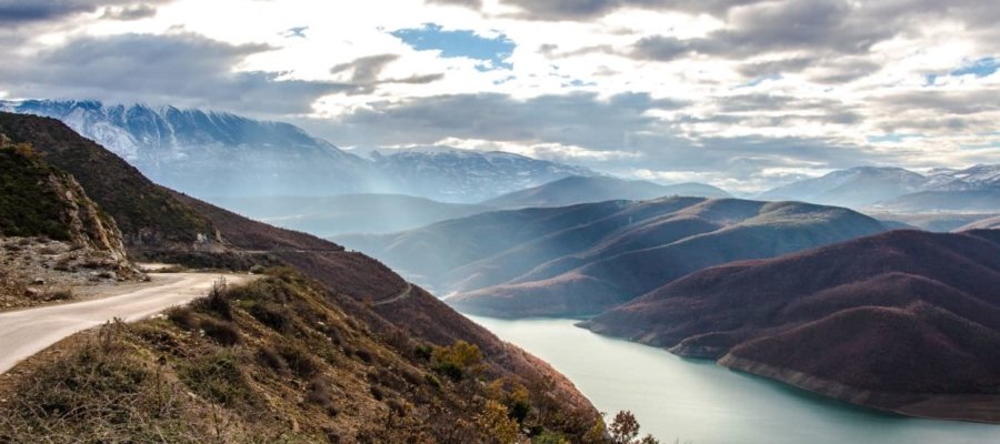 road-landscape-mountains-nature